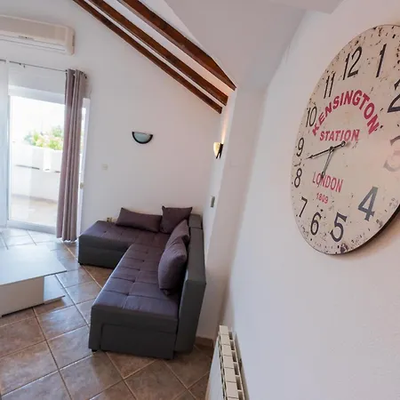 Antonela Apartmán *